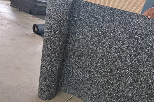 تصویر 3 از کفپوش گرانولی رولی با دوام بالا و نصب آسان